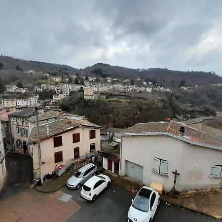 La Chaloupe 4 Bed & Breakfast Thiers Exterior foto