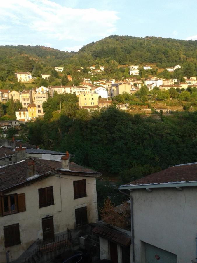 La Chaloupe 4 Bed & Breakfast Thiers Exterior foto